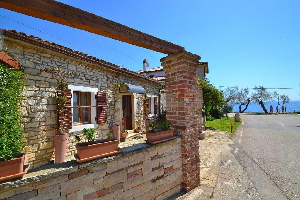 Villa Giardin Новиград Екстериор снимка